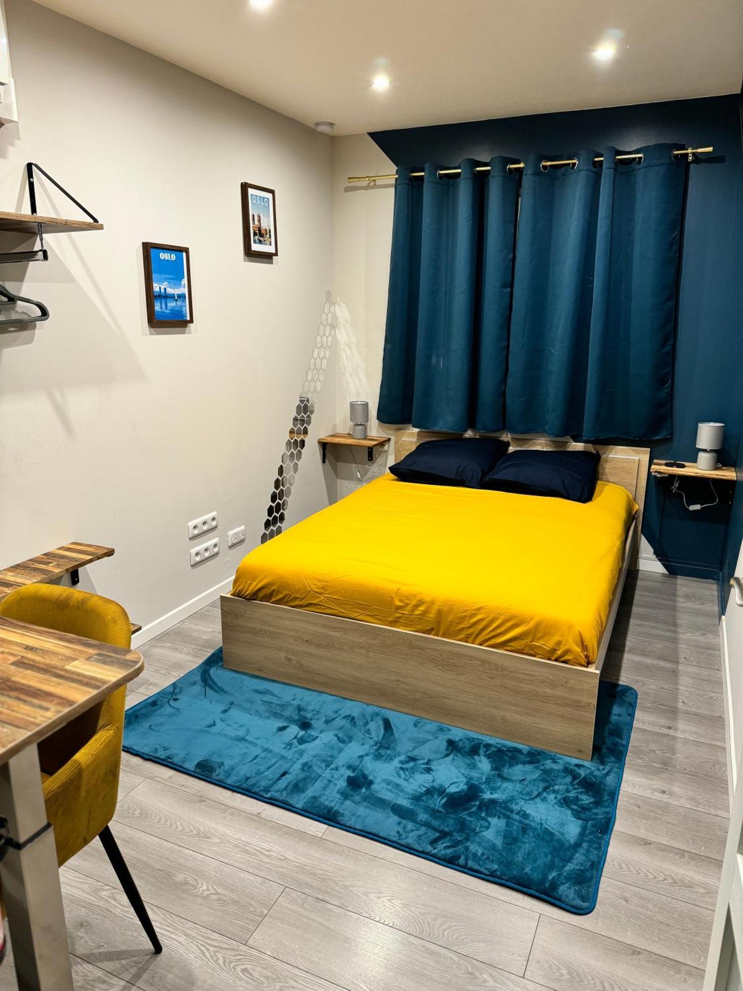 Worldroom Chambre Privee Avec Espace Commun Perpignan Bagian luar foto