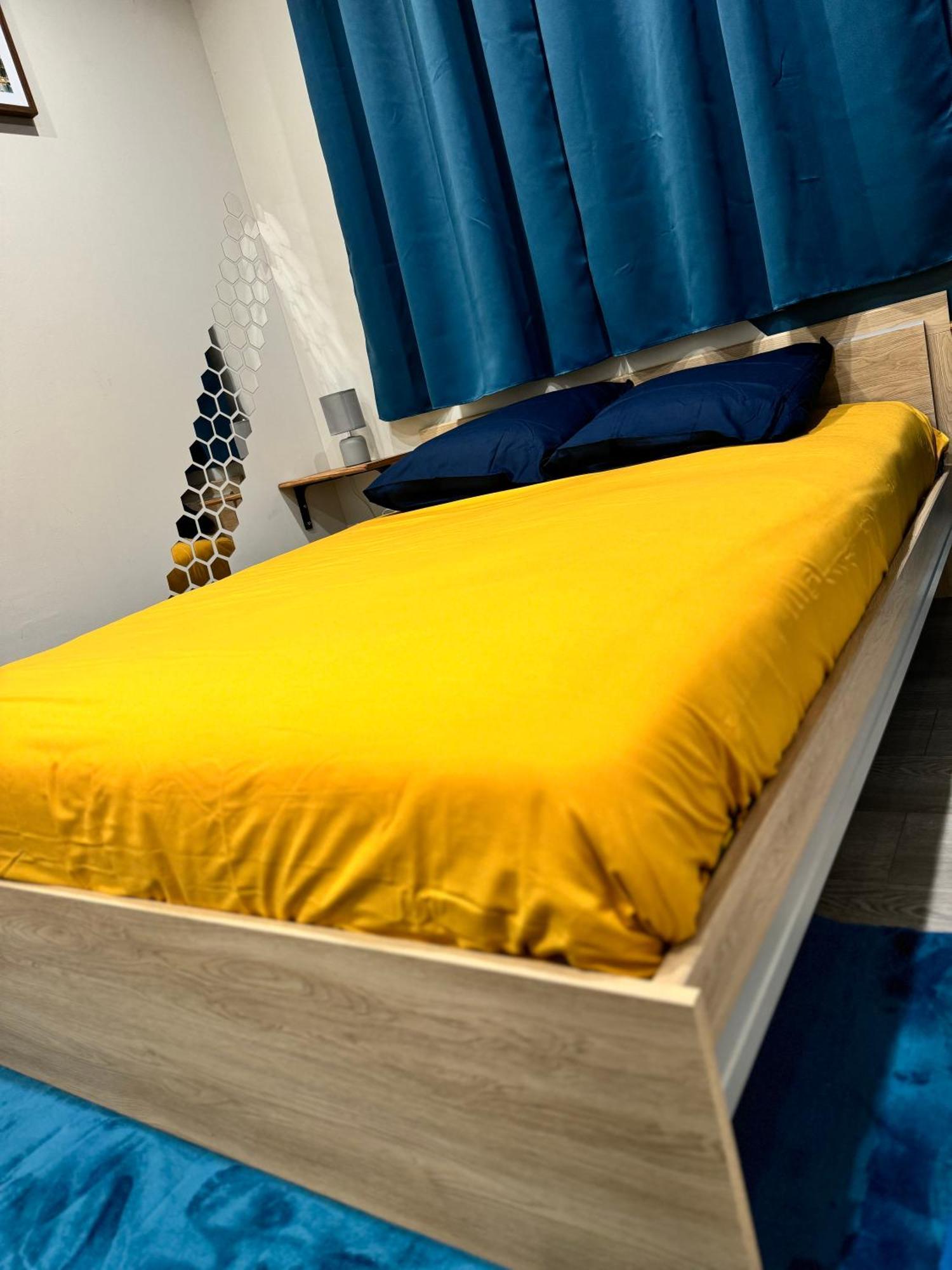Worldroom Chambre Privee Avec Espace Commun Perpignan Bagian luar foto