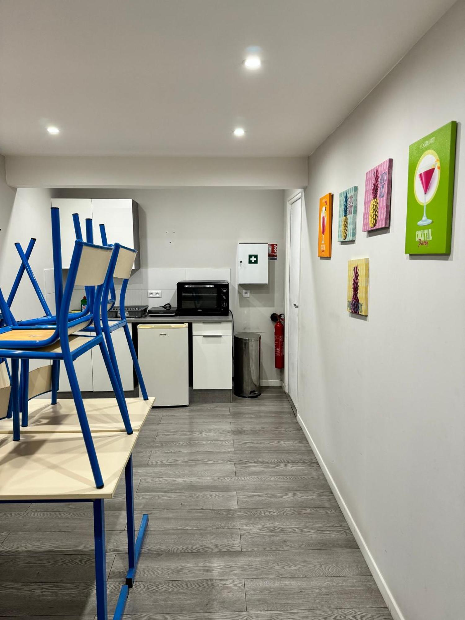 Worldroom Chambre Privee Avec Espace Commun Perpignan Ruang foto
