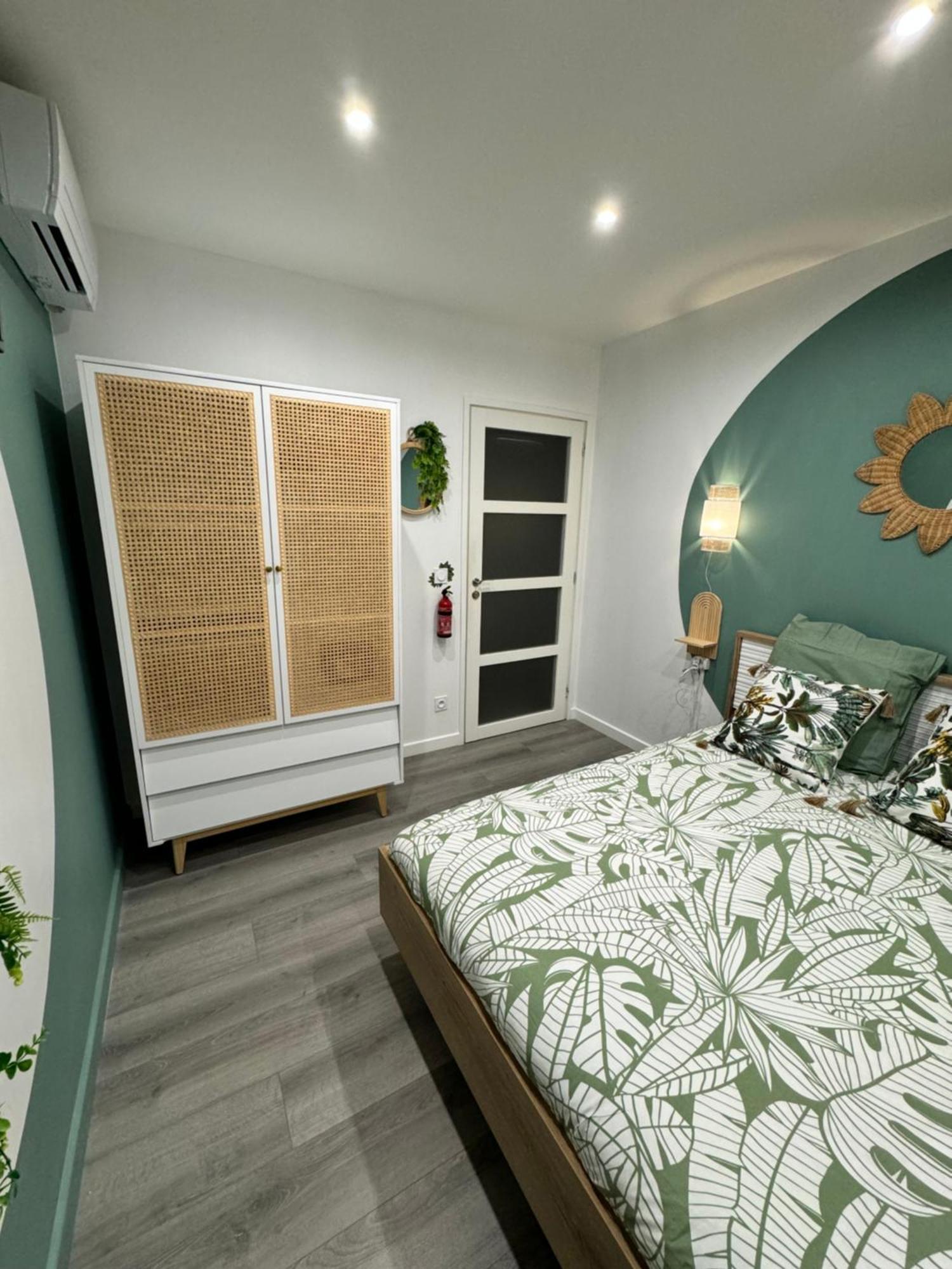 Worldroom Chambre Privee Avec Espace Commun Perpignan Bagian luar foto