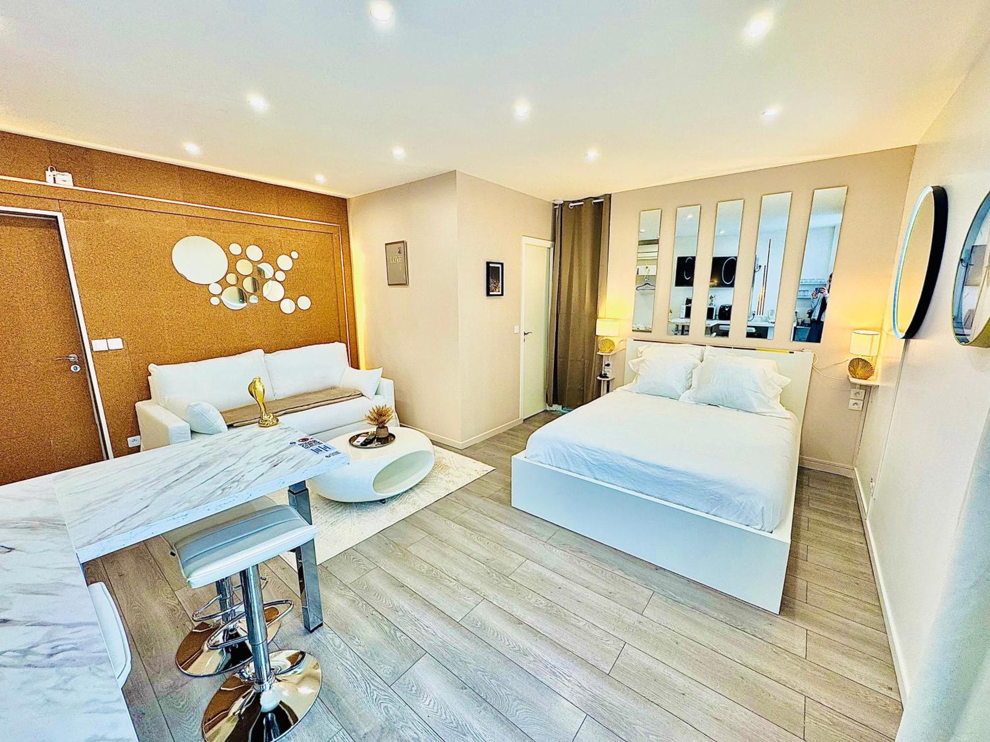 Worldroom Chambre Privee Avec Espace Commun Perpignan Bagian luar foto