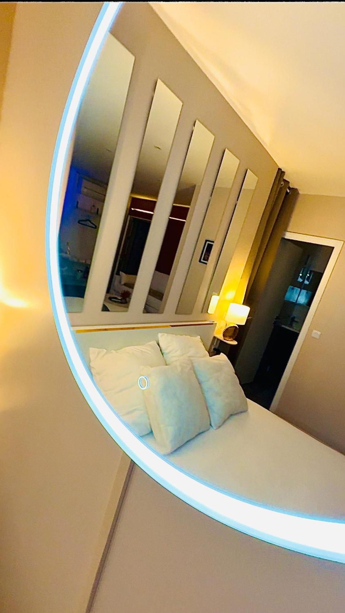 Worldroom Chambre Privee Avec Espace Commun Perpignan Bagian luar foto